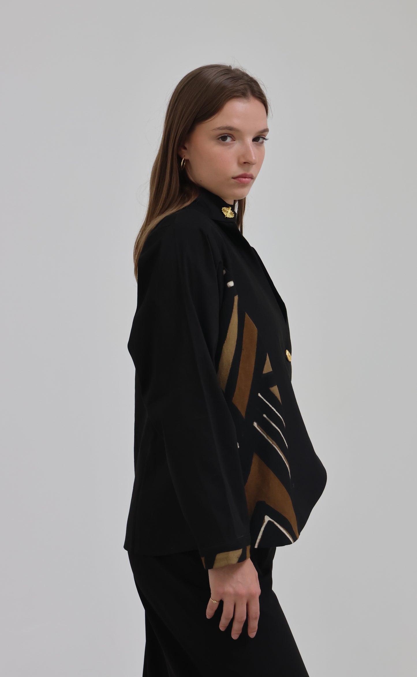 une veste  élégance  contemporaine