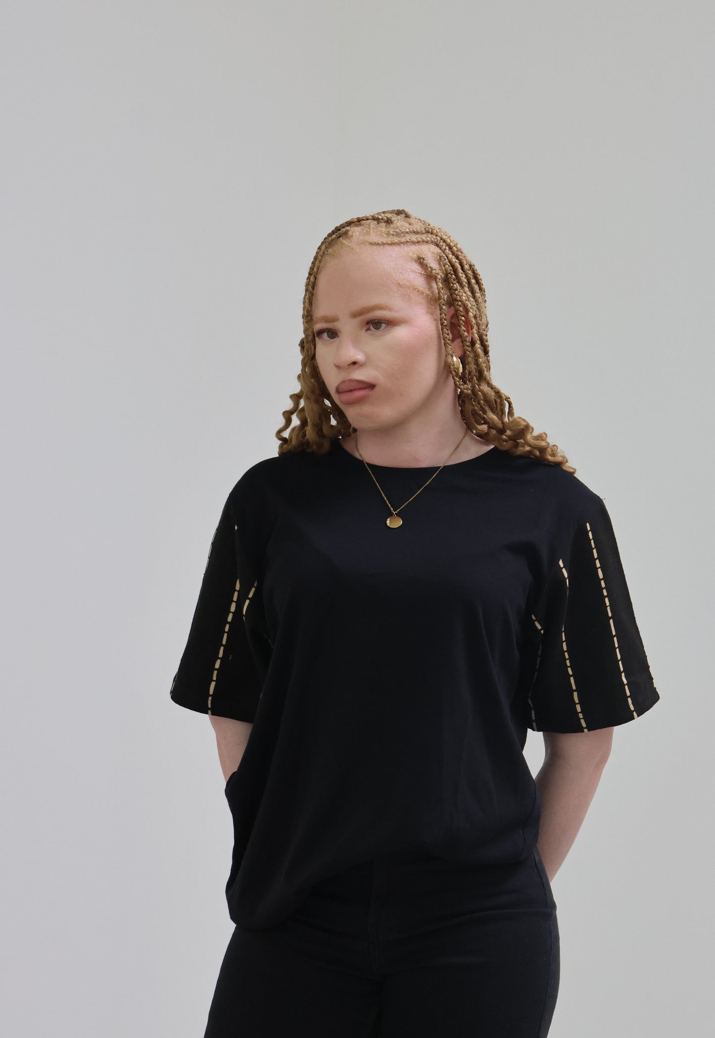 teeshirts: noir élégance
