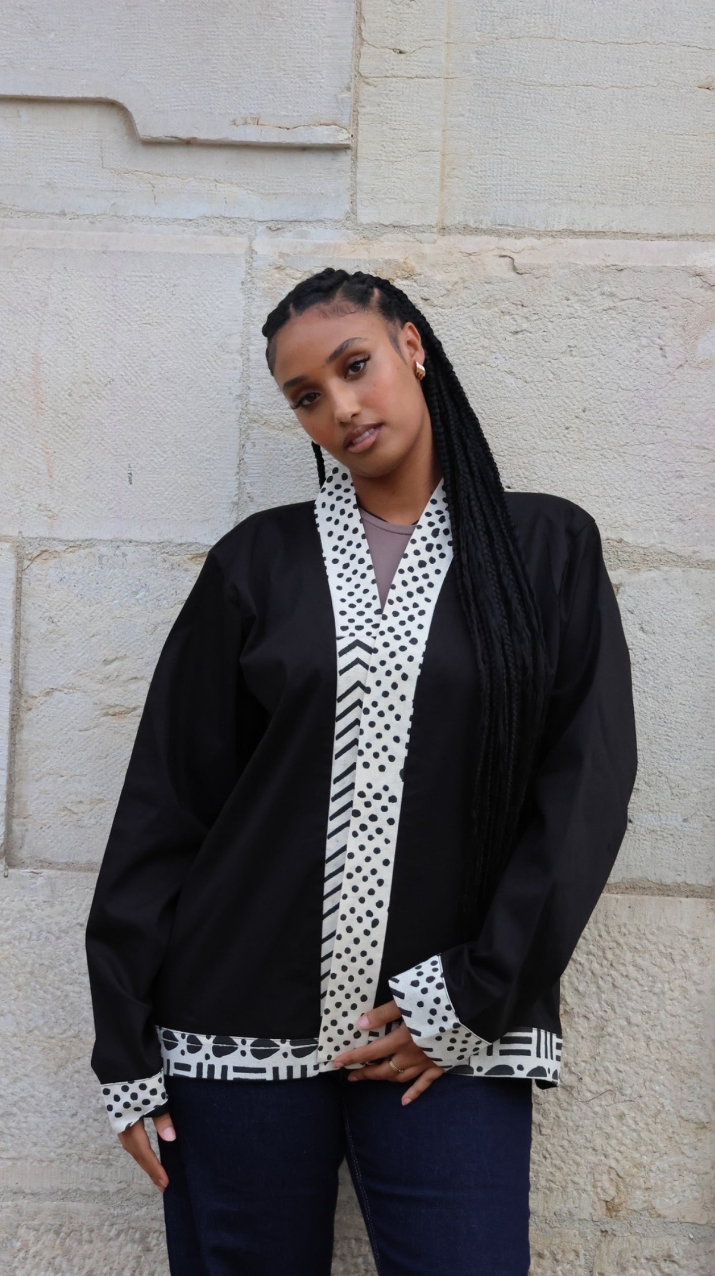 Veste noir avec détail femme