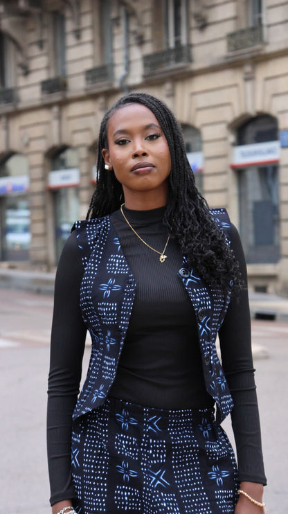 Ensemble bleu a motif femme